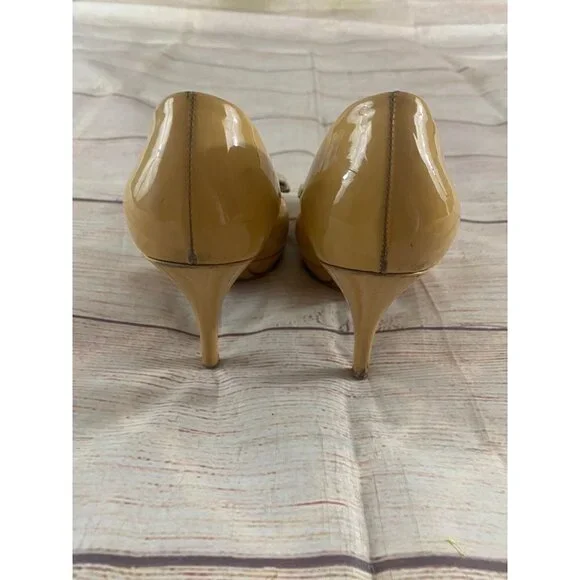 Salvatore Ferragamo Women's Tina Patent Platform Pump Nude - 6B - Picture 4 of 13